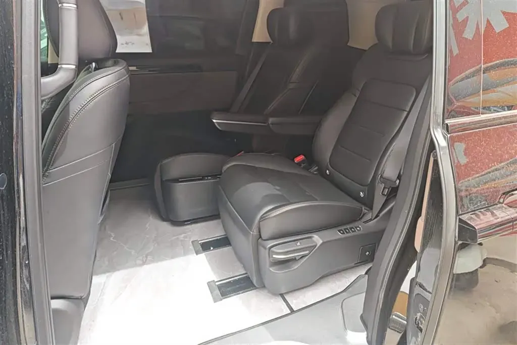 2024 GAC Trumpchi E8 2.0L 140HP L4 2DHT PHEV 25.57KWH,autocango,china used car exporter,china ev exporter,chinese used car exporter,chinese used ev exporter