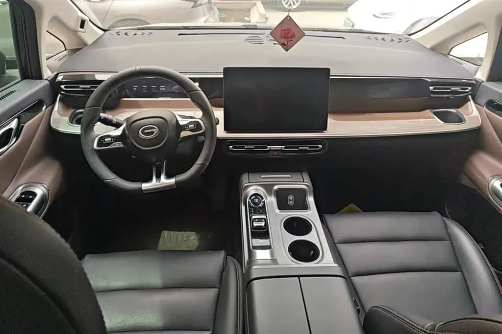 2024 GAC Trumpchi E8 2.0L 140HP L4 2DHT PHEV 25.57KWH,autocango,china used car exporter,china ev exporter,chinese used car exporter,chinese used ev exporter