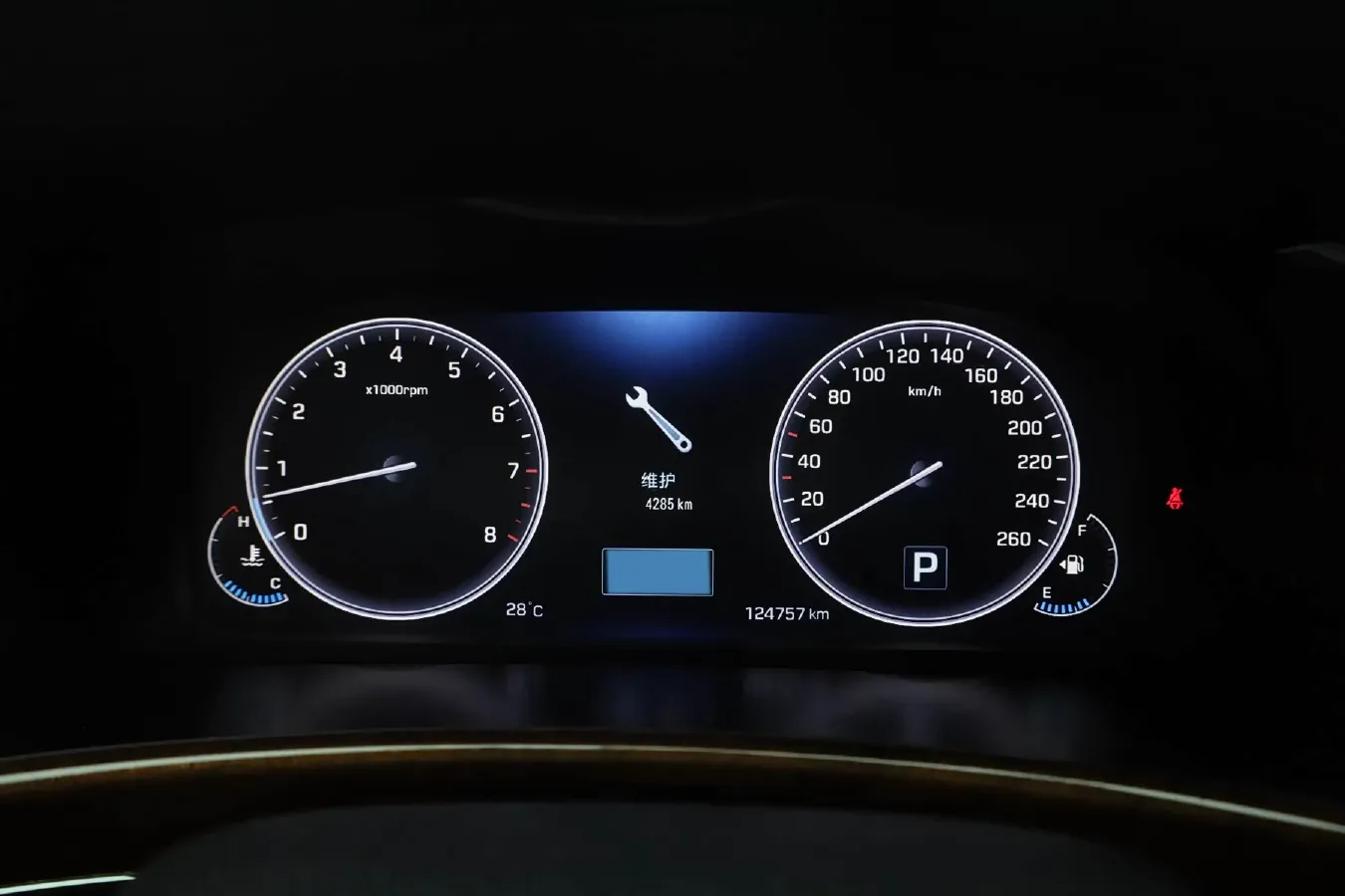 2014 Hyundai Equus 3.8L 335HP V6 8AT,autocango,china used car exporter,china ev exporter,chinese used car exporter,chinese used ev exporter