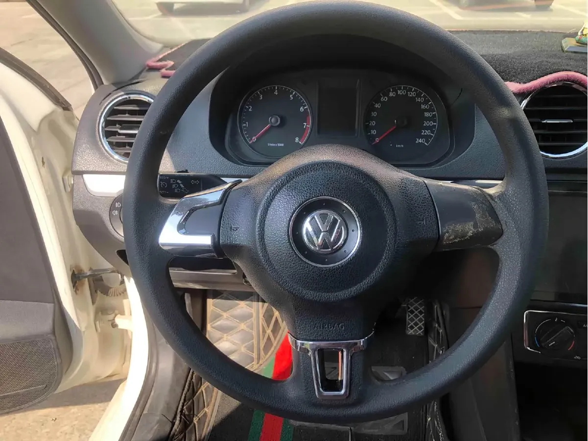 2015 Volkswagen Jetta 1.6L 110HP L4 6AT,autocango,china used car exporter,china ev exporter,chinese used car exporter,chinese used ev exporter