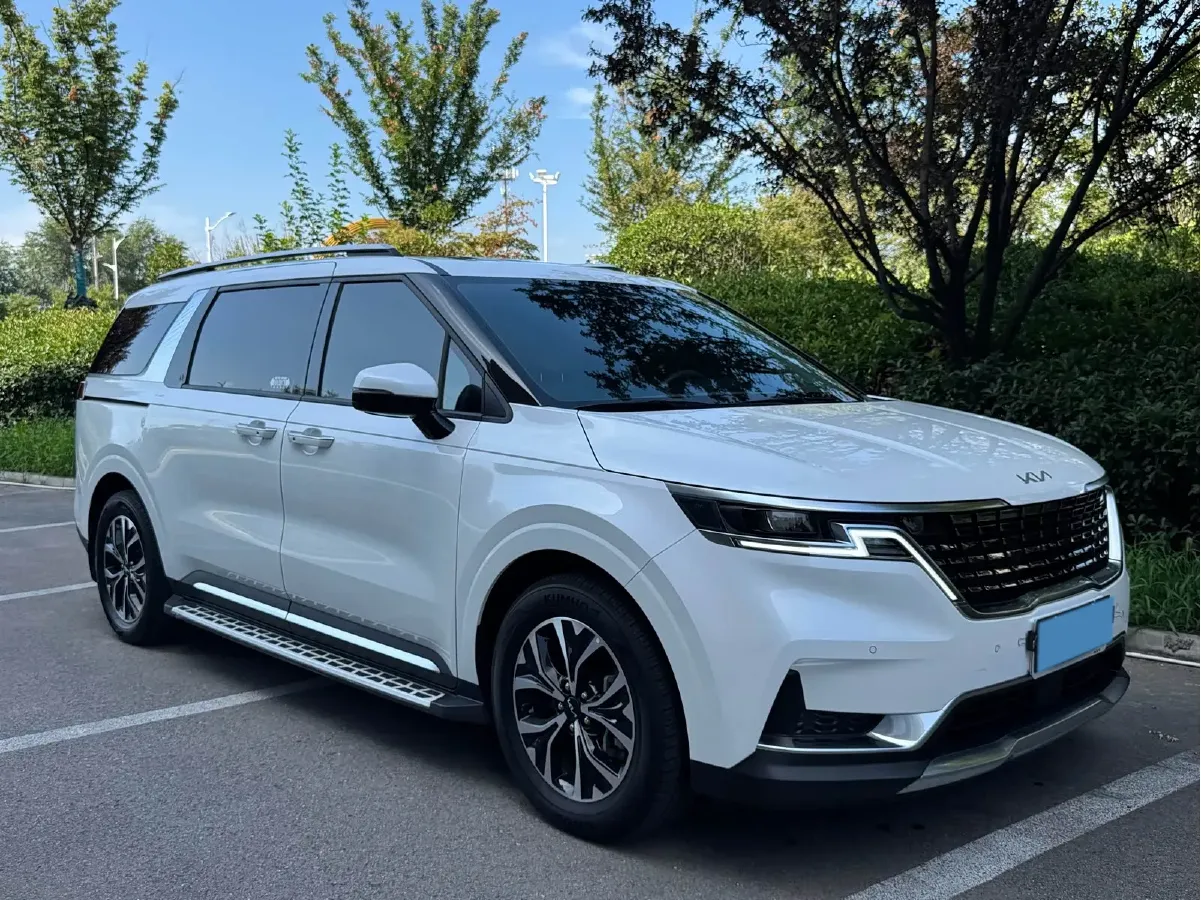 2021 Kia Carnival 2.0T 233HP L4 8AT,autocango,china used car exporter,china ev exporter,chinese used car exporter,chinese used ev exporter