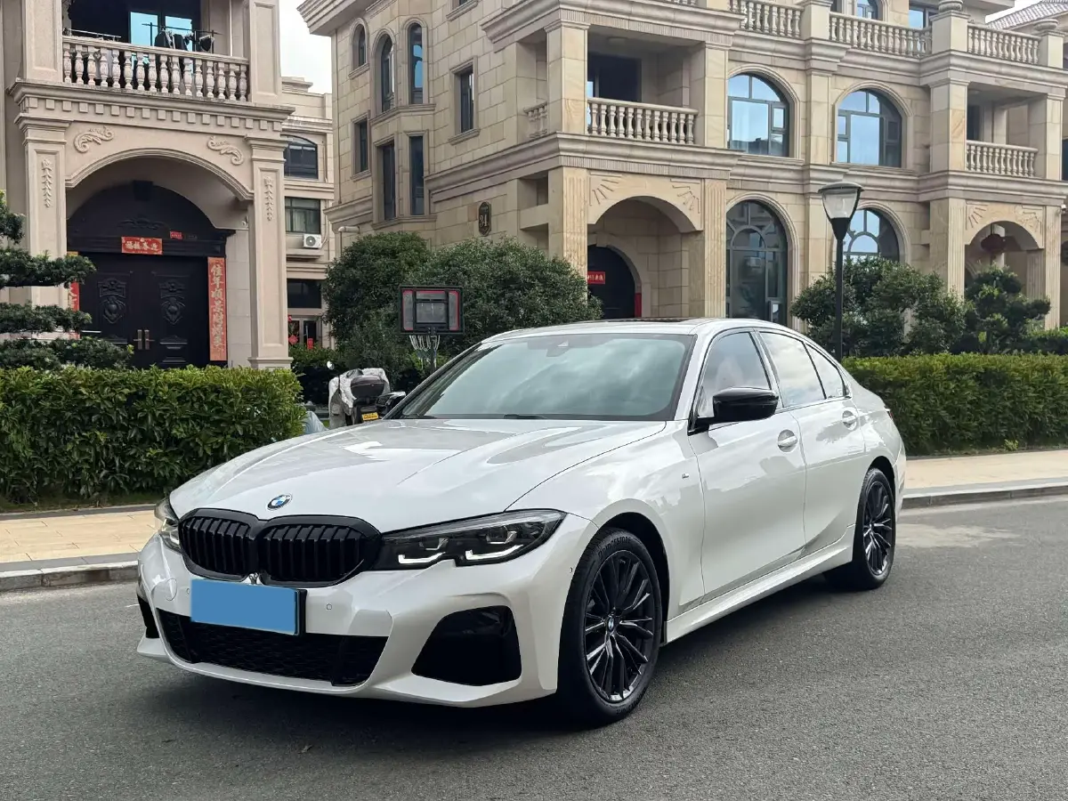 2022 BMW 3 Series 2.0T 258HP L4 8AT