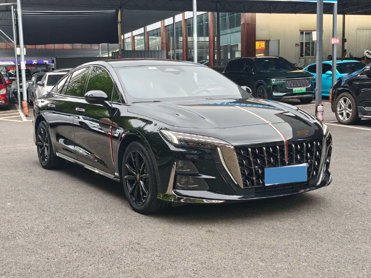 2023 HongQi H6 2.0T 252HP L4 8AT,autocango,china used car exporter,china ev exporter,chinese used car exporter,chinese used ev exporter