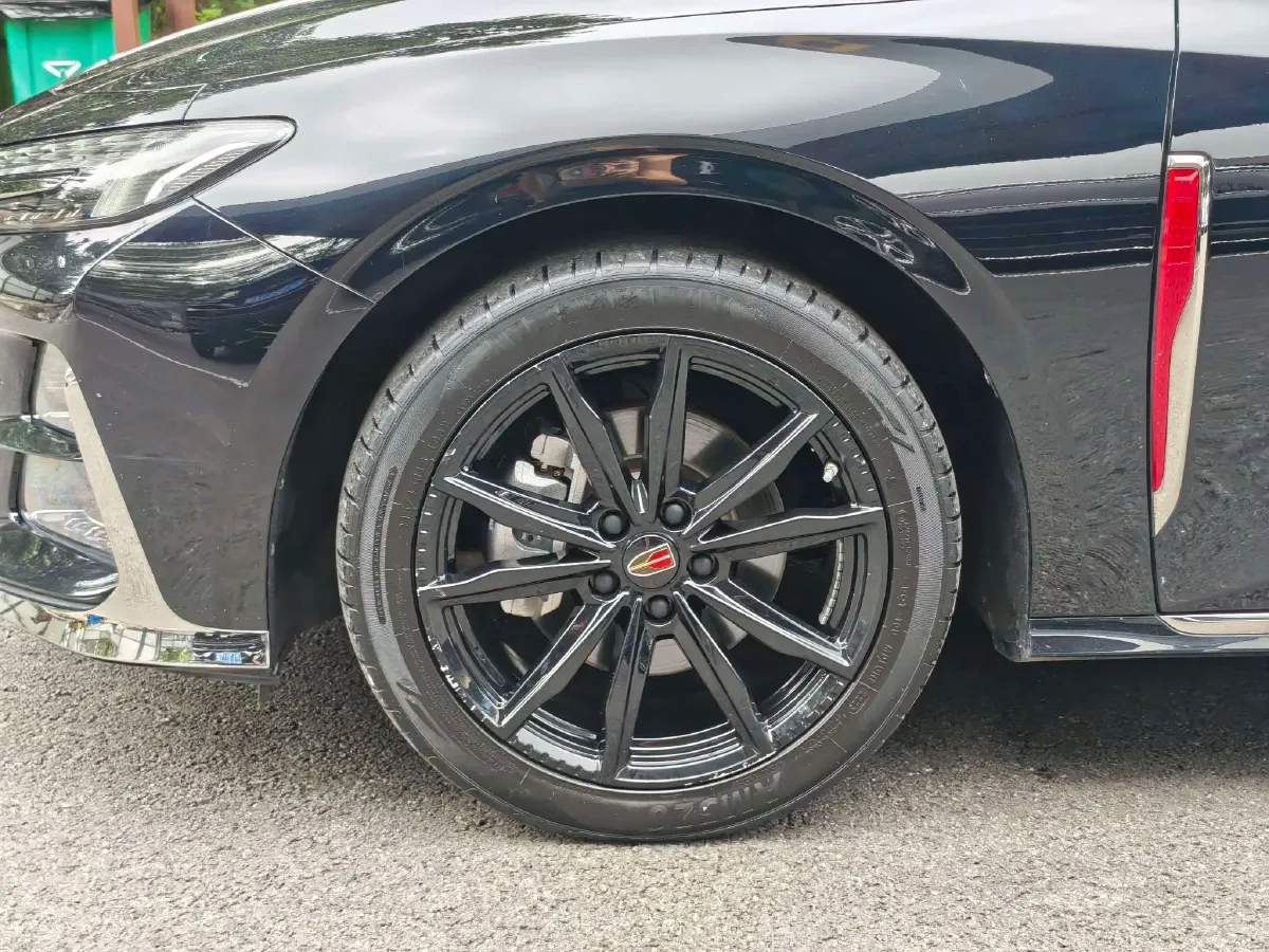 2023 HongQi H6 2.0T 252HP L4 8AT,autocango,china used car exporter,china ev exporter,chinese used car exporter,chinese used ev exporter