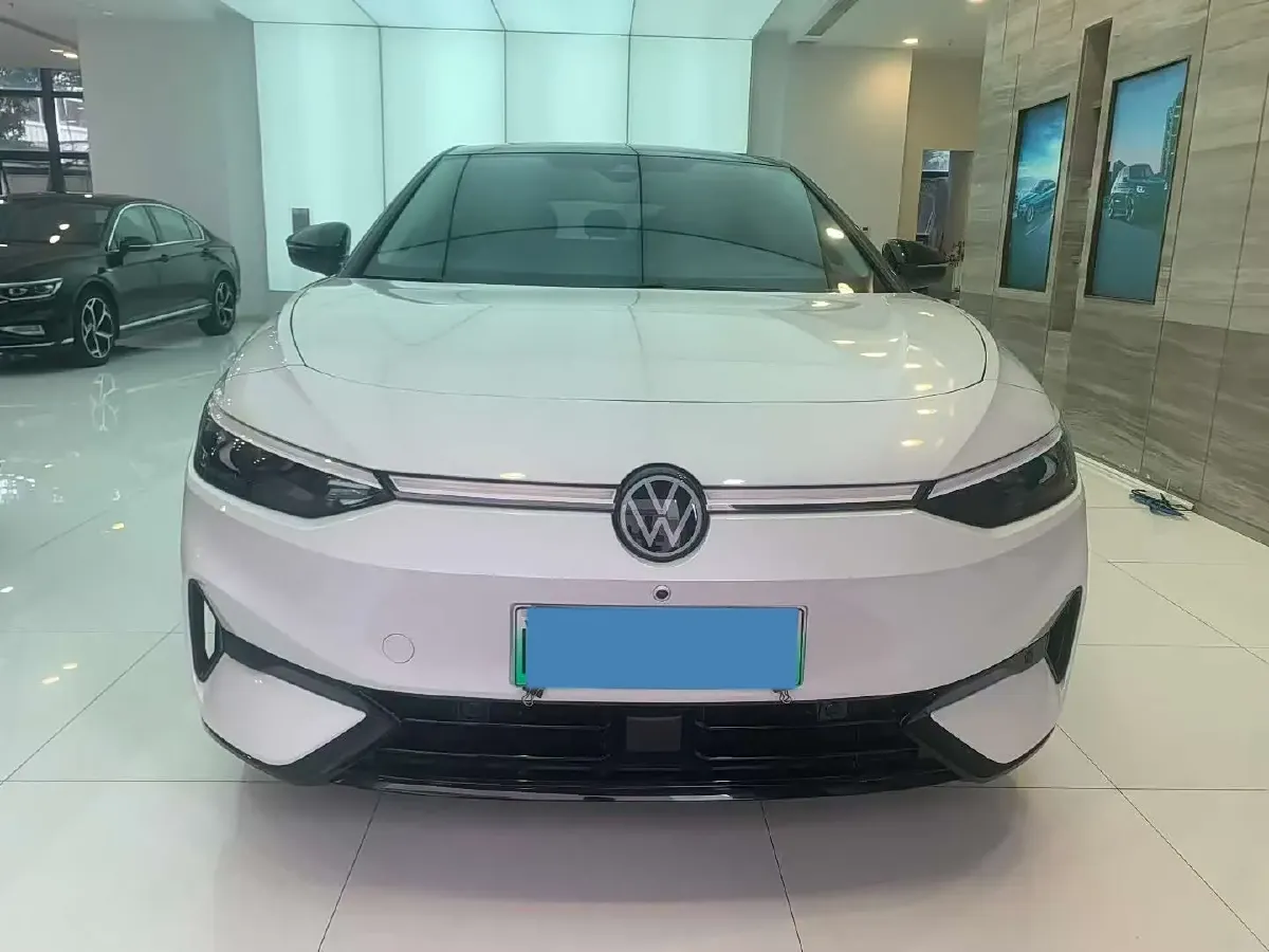 2024 Volkswagen ID.7 Vizzion BEV 84.8KWH,autocango,china used car exporter,china ev exporter,chinese used car exporter,chinese used ev exporter
