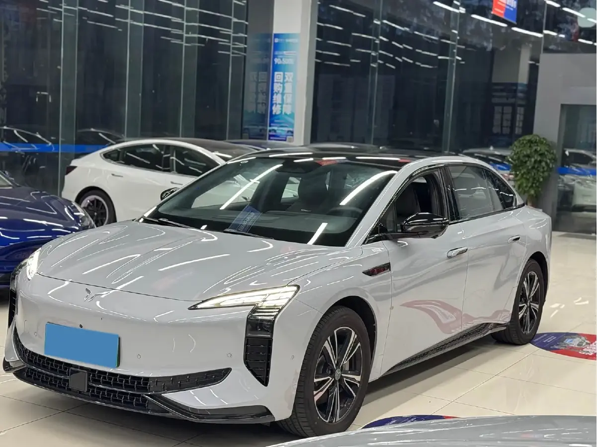 2024 HongQi EH7 BEV 85KWH