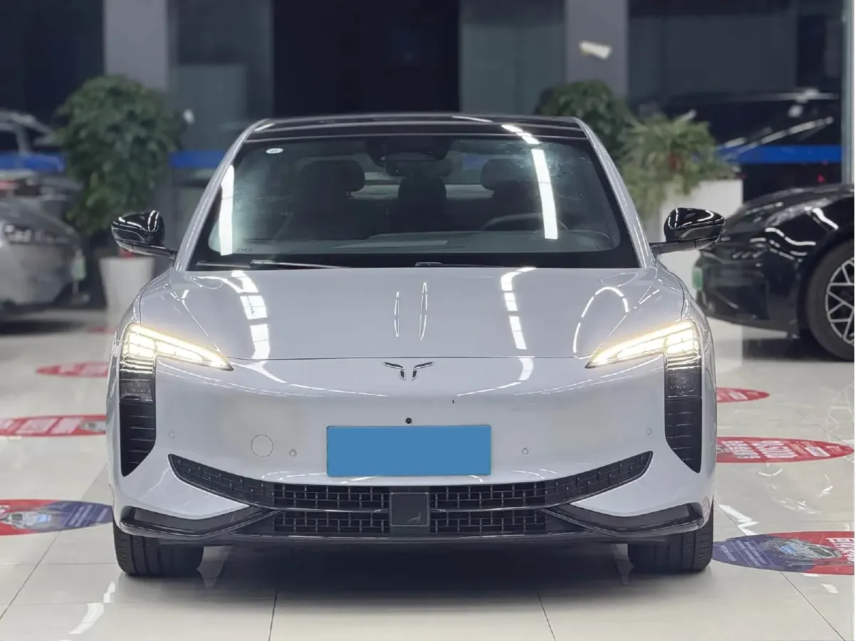 2024 HongQi EH7 BEV 85KWH,autocango,china used car exporter,china ev exporter,chinese used car exporter,chinese used ev exporter