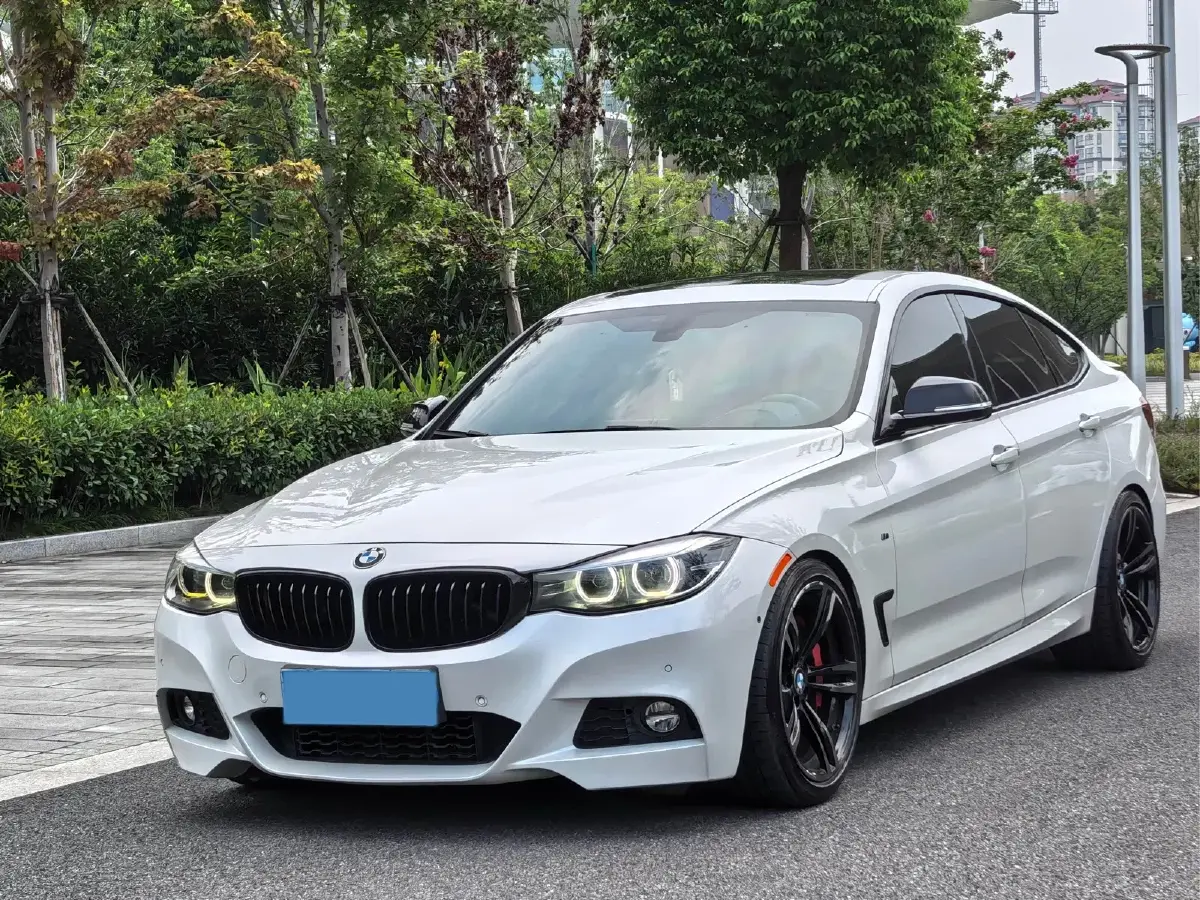 2019 BMW 3 Series GT 2.0T 252HP L4 8AT