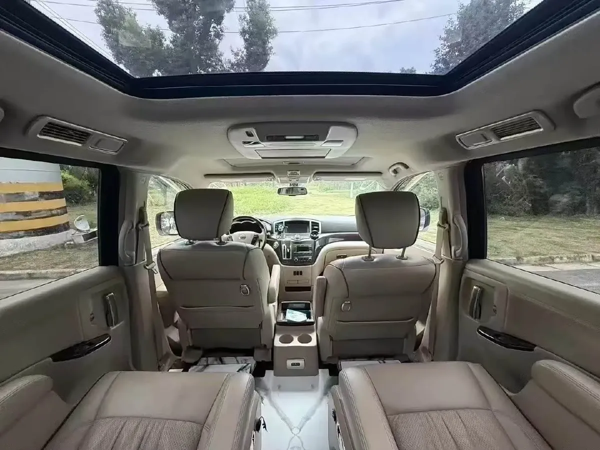 2015 Nissan Quest 3.5L 277HP V6 CVT,autocango,china used car exporter,china ev exporter,chinese used car exporter,chinese used ev exporter