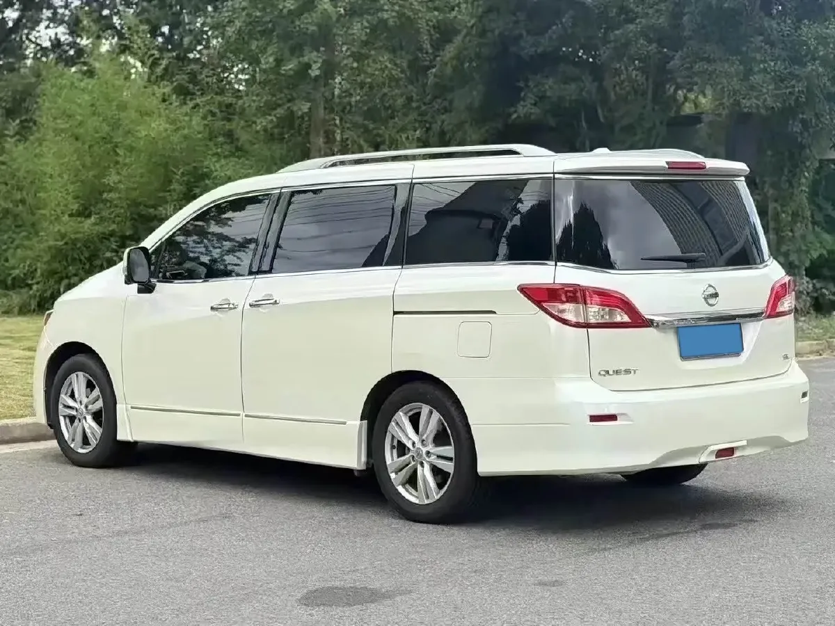 2015 Nissan Quest 3.5L 277HP V6 CVT,autocango,china used car exporter,china ev exporter,chinese used car exporter,chinese used ev exporter