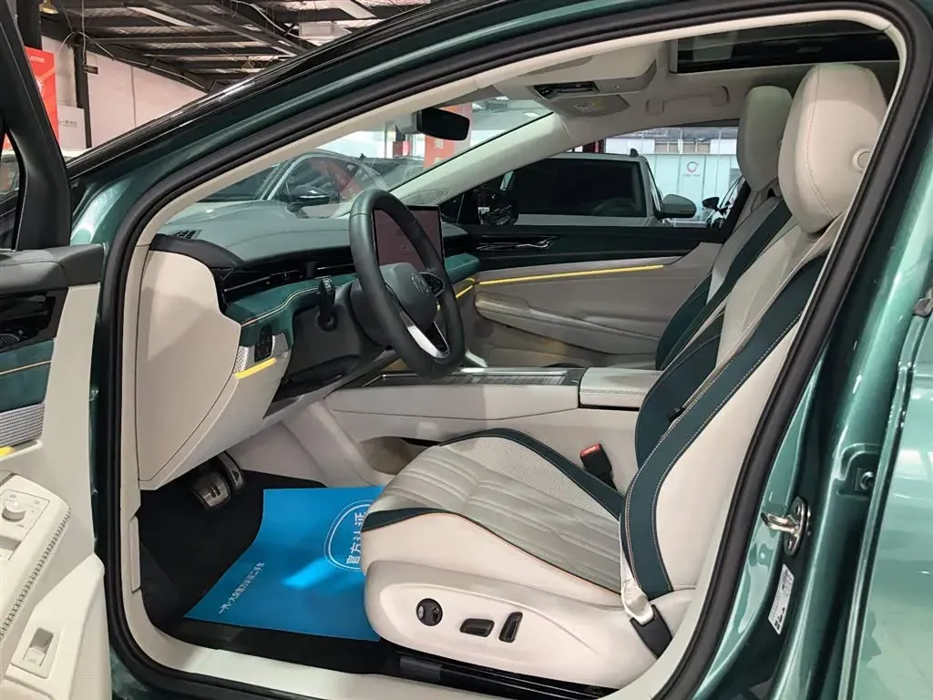 2024 Volkswagen ID.7 Vizzion BEV 84.8KWH,autocango,china used car exporter,china ev exporter,chinese used car exporter,chinese used ev exporter