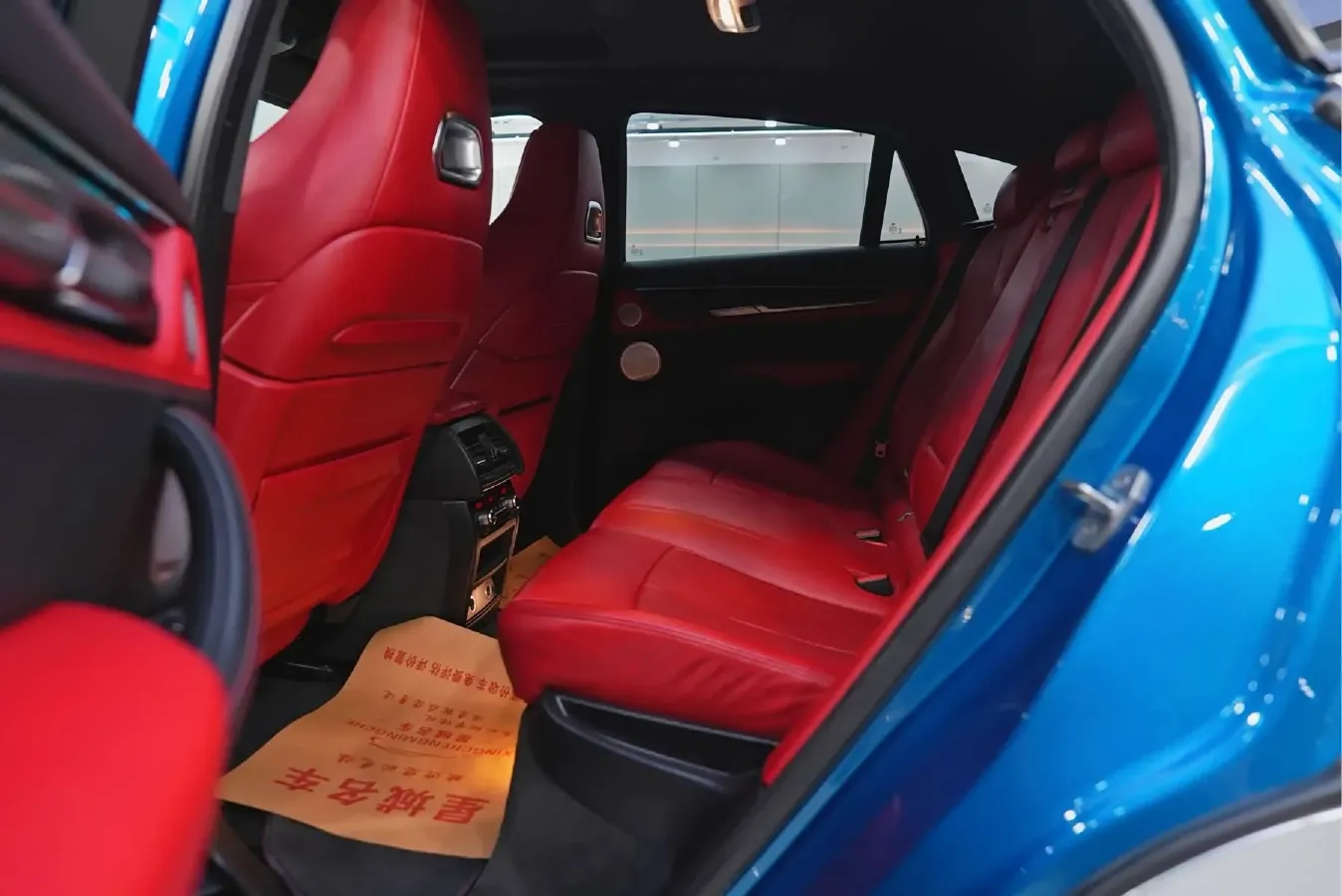 2015 BMW X6 M 4.4T 575HP V8 8AT,autocango,china used car exporter,china ev exporter,chinese used car exporter,chinese used ev exporter