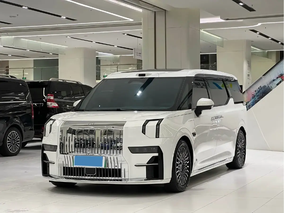 2024 Zeekr 009 BEV 108KWH