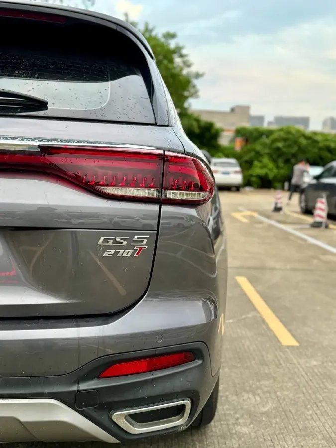 2019 GAC Trumpchi GS5 1.5T 169HP L4 6AT,autocango,china used car exporter,china ev exporter,chinese used car exporter,chinese used ev exporter