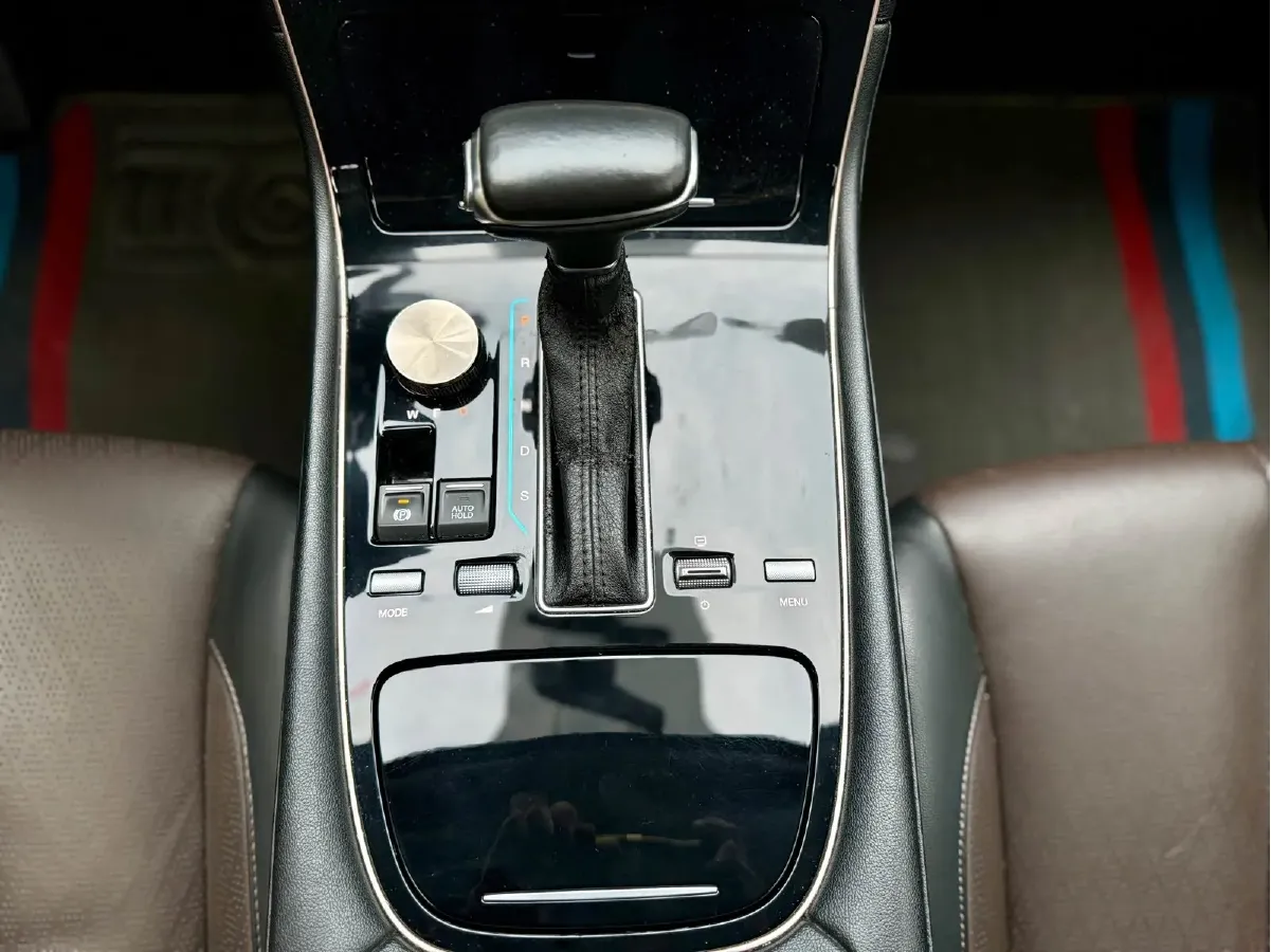 2019 GAC Trumpchi GS5 1.5T 169HP L4 6AT,autocango,china used car exporter,china ev exporter,chinese used car exporter,chinese used ev exporter