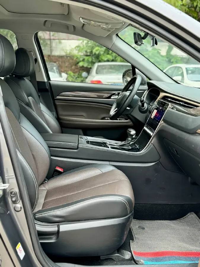 2019 GAC Trumpchi GS5 1.5T 169HP L4 6AT,autocango,china used car exporter,china ev exporter,chinese used car exporter,chinese used ev exporter