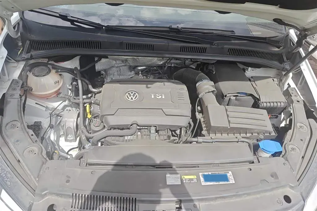 2018 Volkswagen Sharan 2.0T 220HP L4 6DCT,autocango,china used car exporter,china ev exporter,chinese used car exporter,chinese used ev exporter