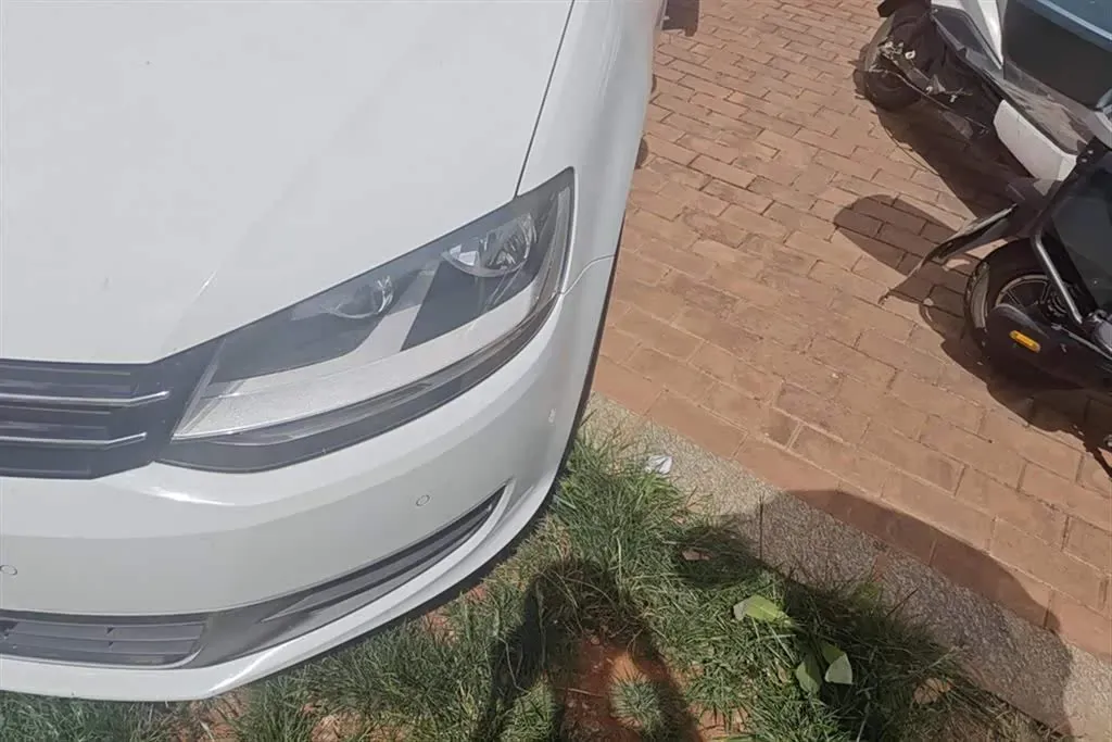 2018 Volkswagen Sharan 2.0T 220HP L4 6DCT,autocango,china used car exporter,china ev exporter,chinese used car exporter,chinese used ev exporter