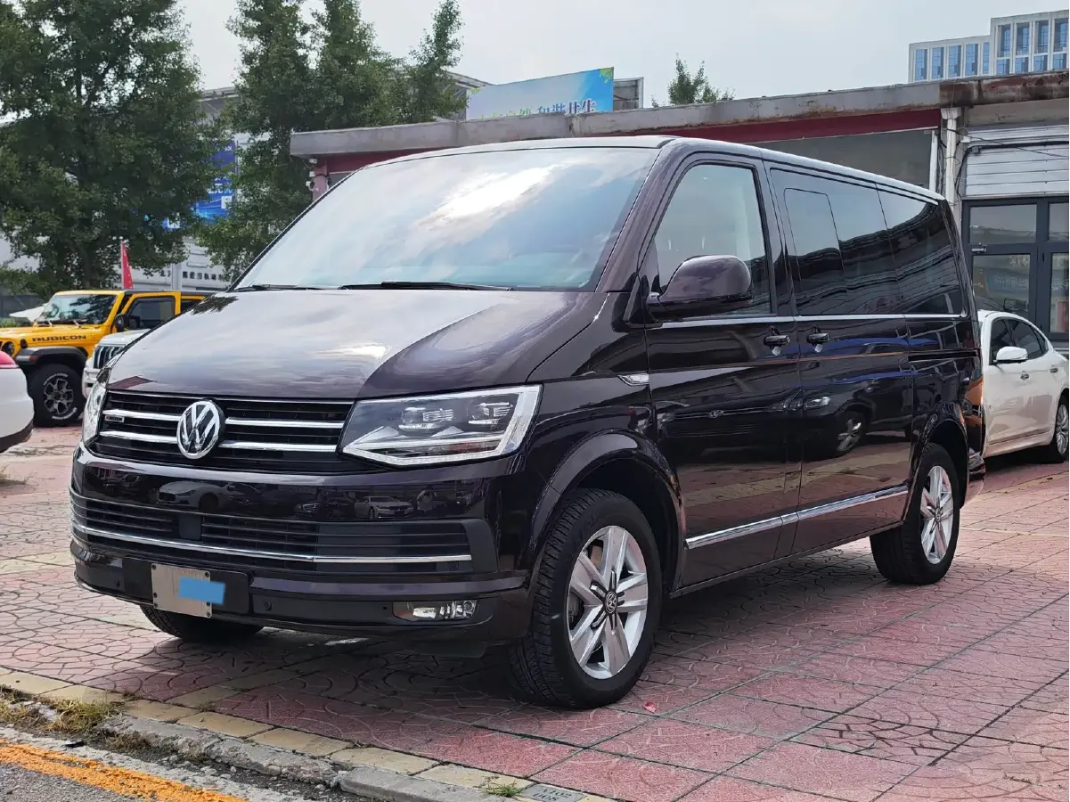 2016 Volkswagen Multivan 2.0T 204HP L4 7DCT