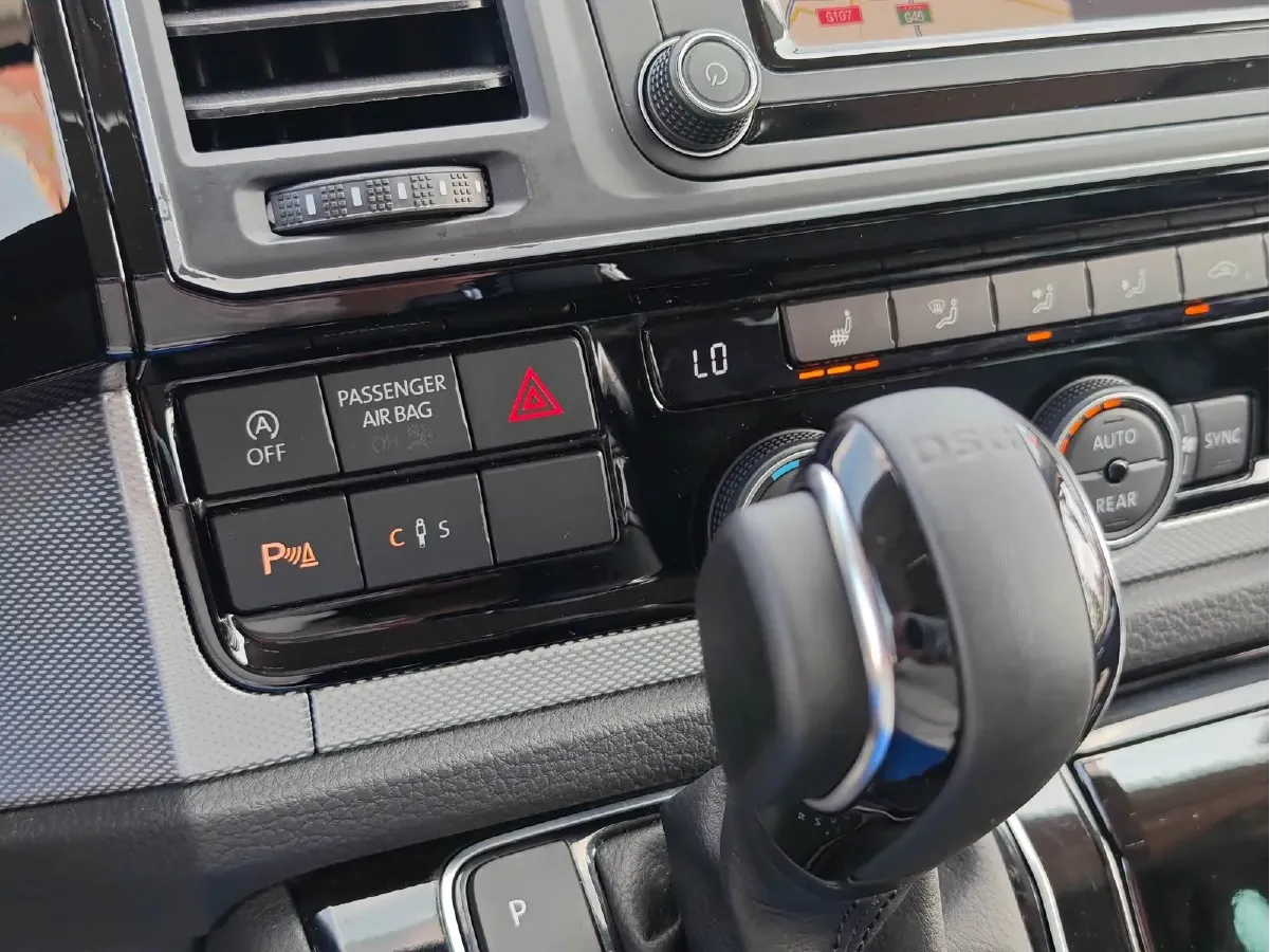 2016 Volkswagen Multivan 2.0T 204HP L4 7DCT,autocango,china used car exporter,china ev exporter,chinese used car exporter,chinese used ev exporter