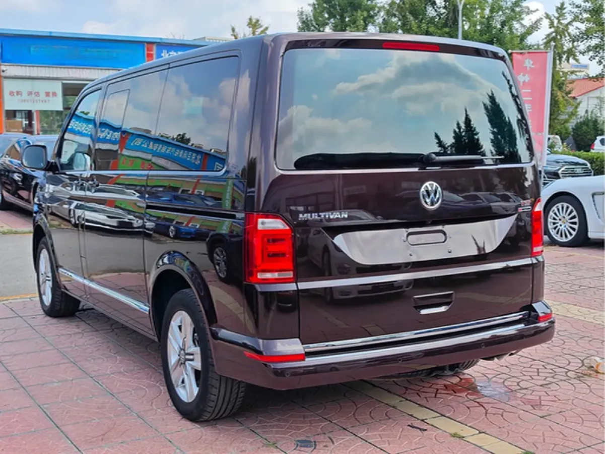 2016 Volkswagen Multivan 2.0T 204HP L4 7DCT,autocango,china used car exporter,china ev exporter,chinese used car exporter,chinese used ev exporter