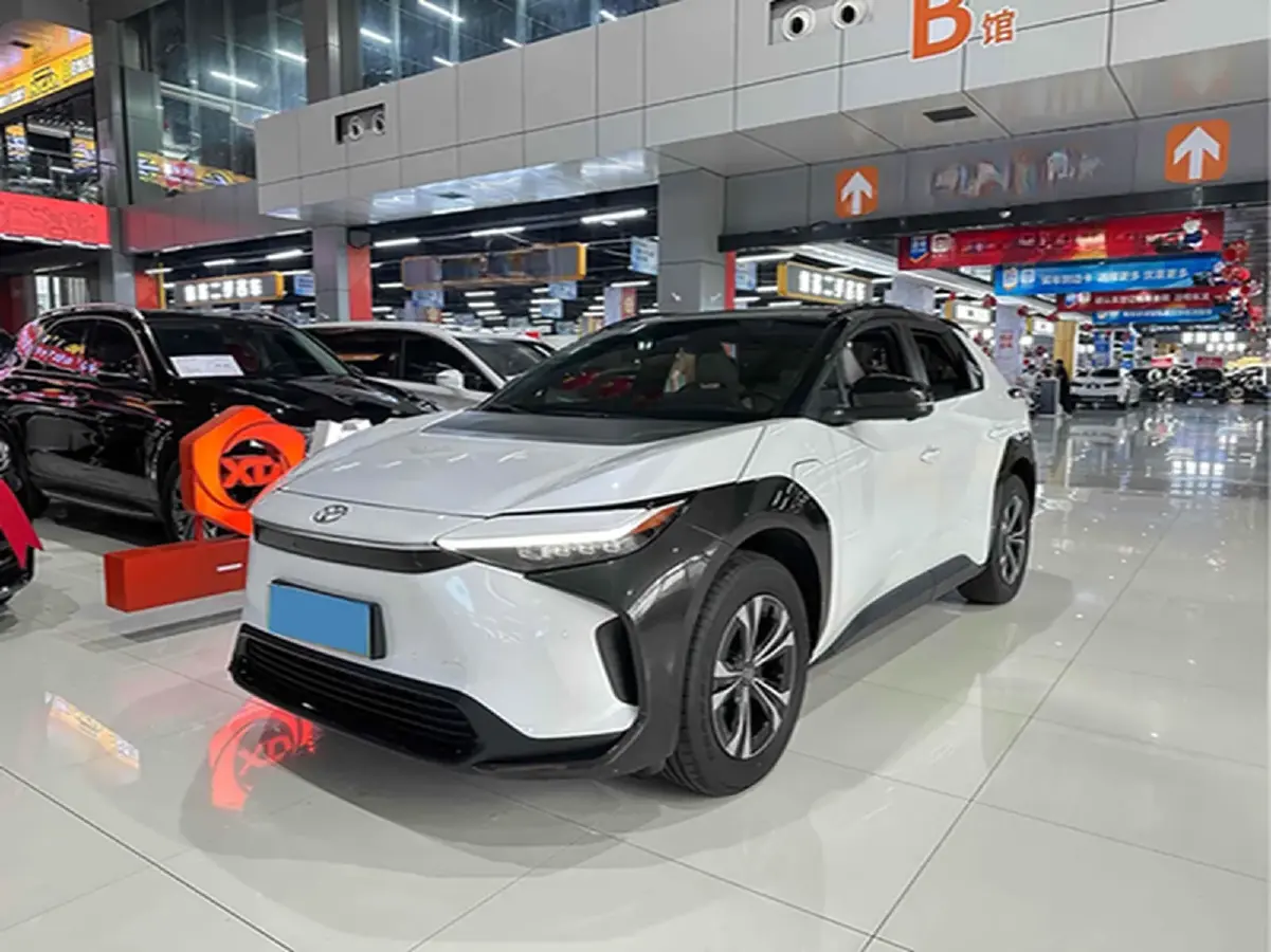 2022 Toyota bZ4X BEV 66.7KWH