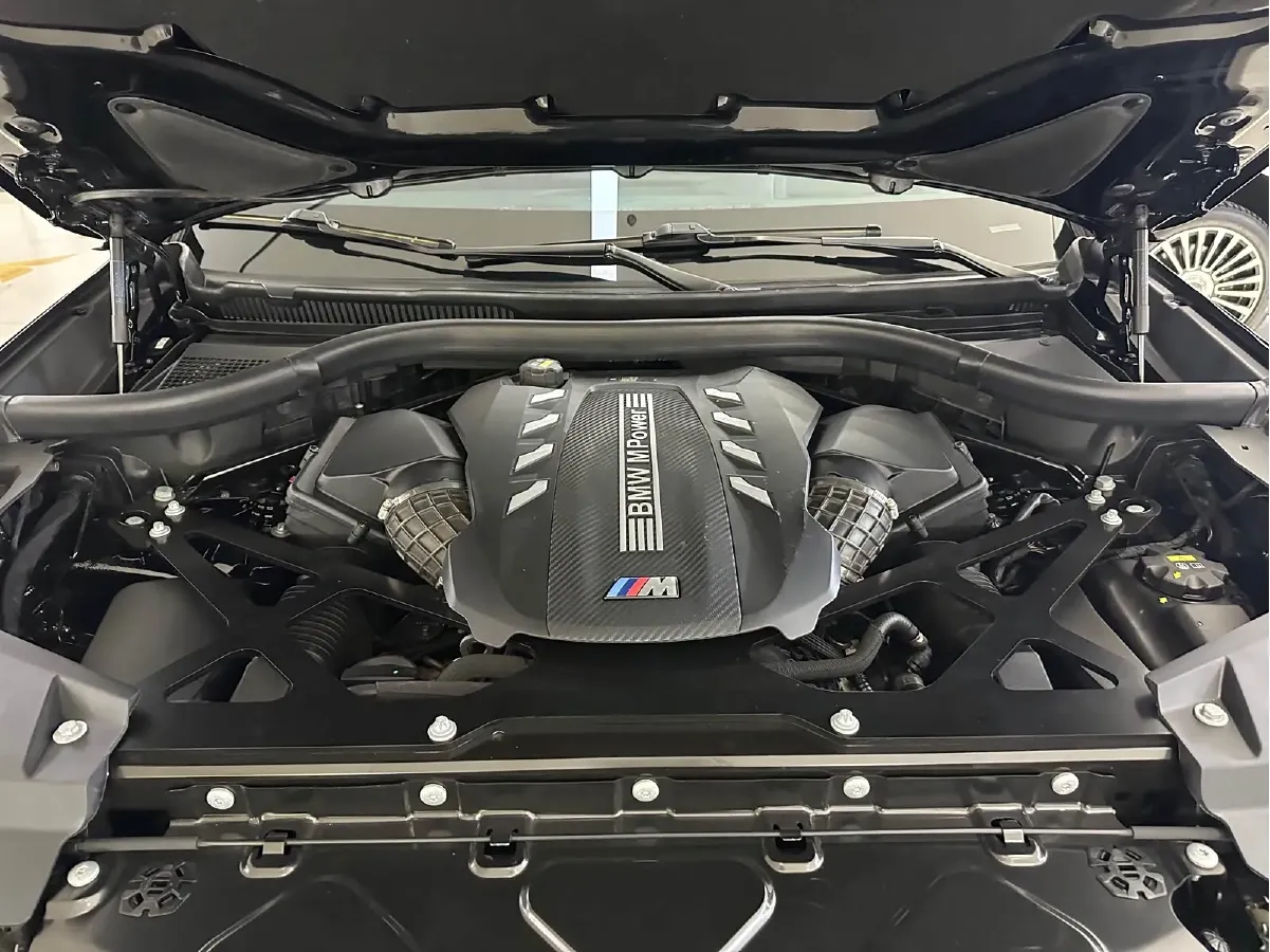 2020 BMW X5 M 4.4T 600HP V8 8AT,autocango,china used car exporter,china ev exporter,chinese used car exporter,chinese used ev exporter