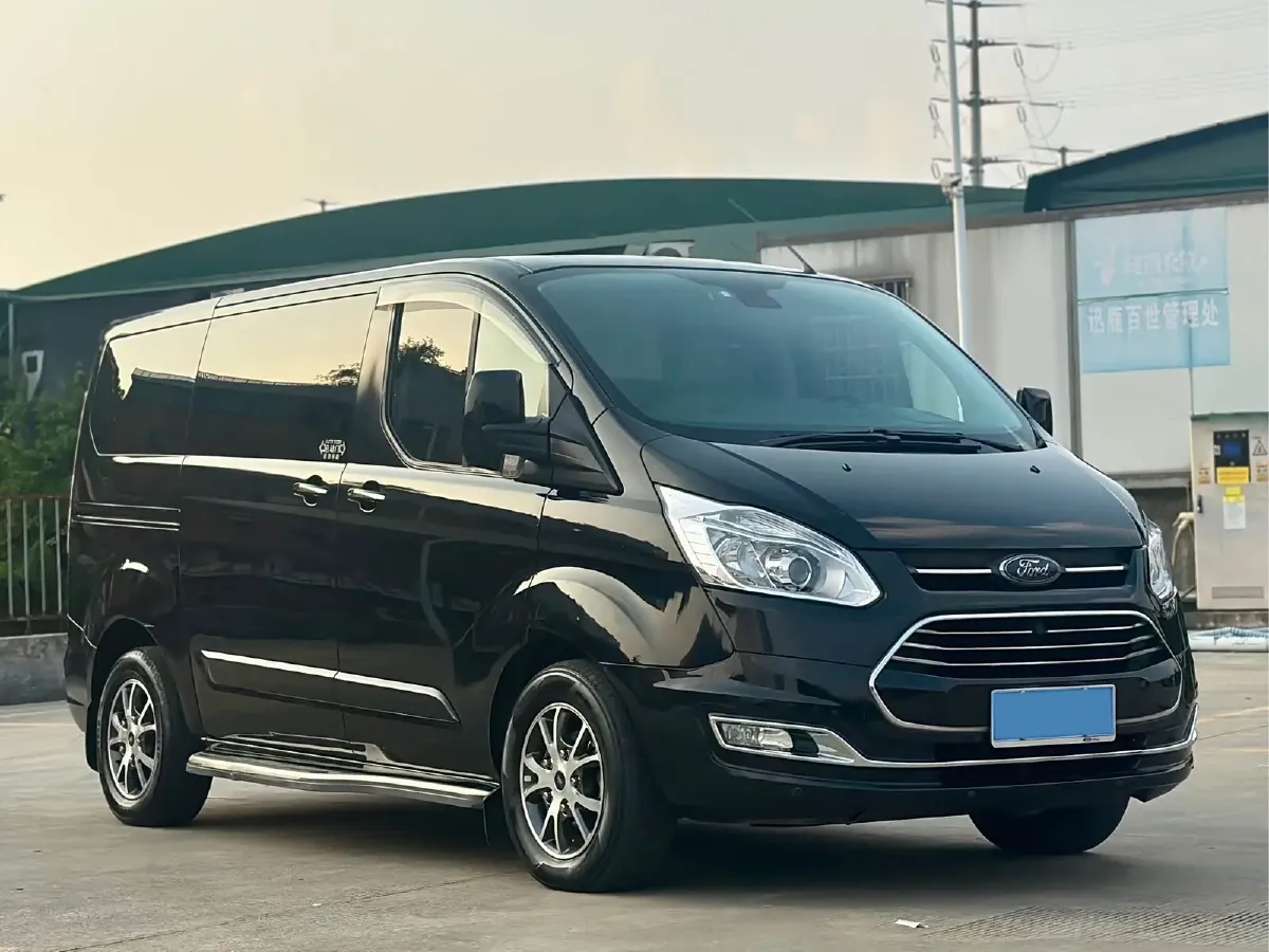 2017 Ford Tourneo 2.0T 203HP L4 6AT,autocango,china used car exporter,china ev exporter,chinese used car exporter,chinese used ev exporter