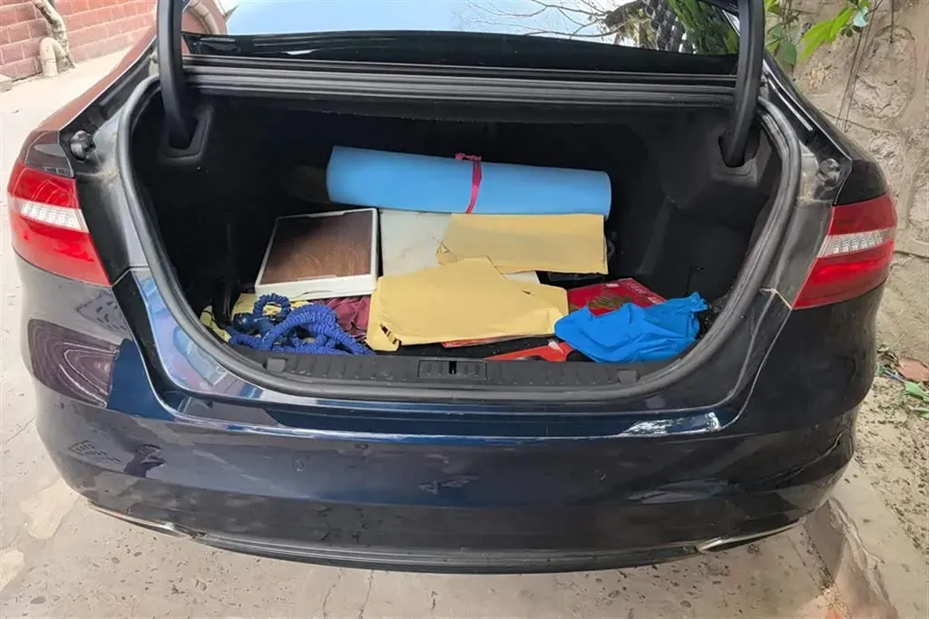 2016 Ford Taurus 1.5T 181HP L4 6AT,autocango,china used car exporter,china ev exporter,chinese used car exporter,chinese used ev exporter