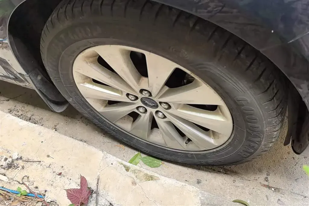 2016 Ford Taurus 1.5T 181HP L4 6AT,autocango,china used car exporter,china ev exporter,chinese used car exporter,chinese used ev exporter