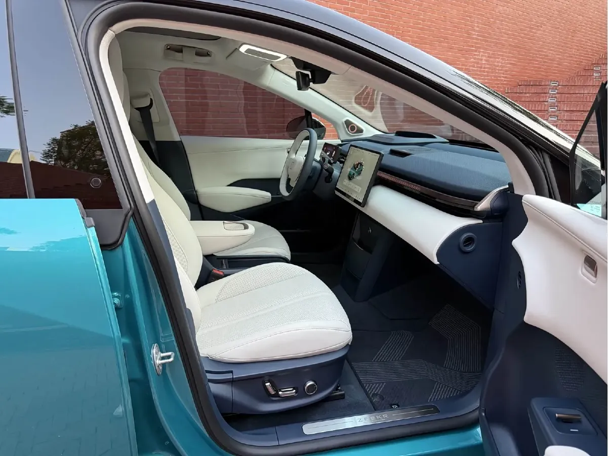 2023 Zeekr X BEV 66KWH,autocango,china used car exporter,china ev exporter,chinese used car exporter,chinese used ev exporter