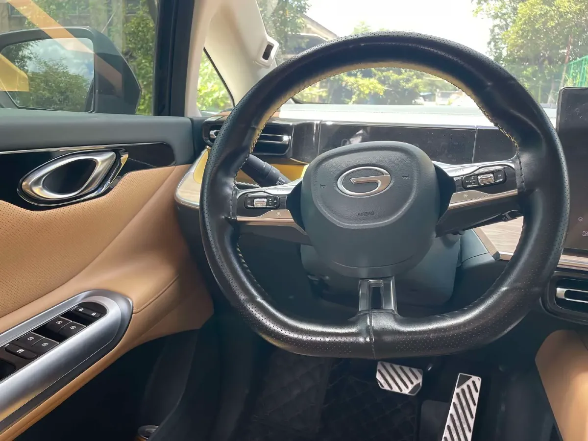 2024 GAC Trumpchi E8 2.0L 140HP L4 2DHT PHEV 25.57KWH,autocango,china used car exporter,china ev exporter,chinese used car exporter,chinese used ev exporter