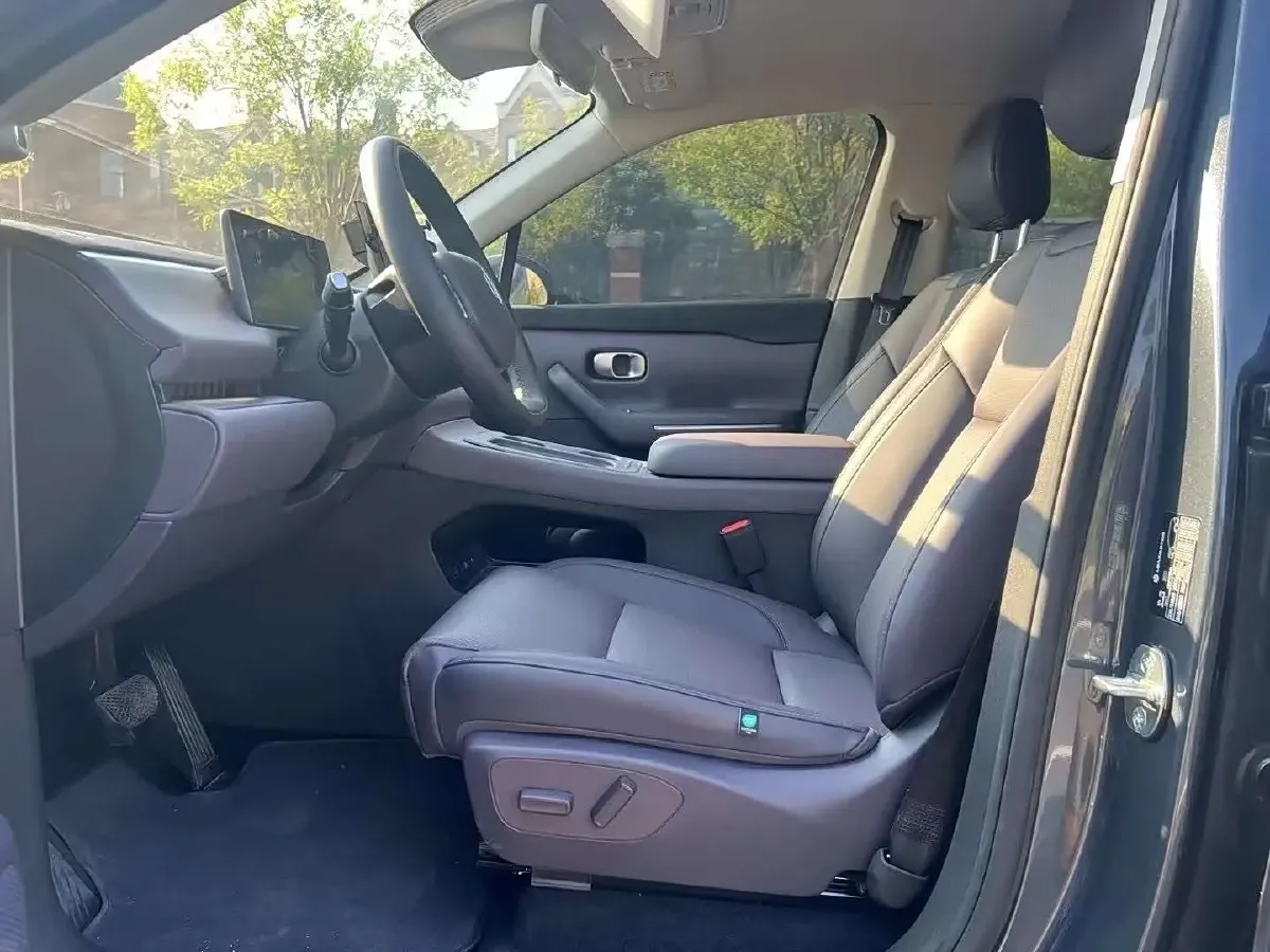 2024 Leapmotor C10 BEV 69.9KWH,autocango,china used car exporter,china ev exporter,chinese used car exporter,chinese used ev exporter