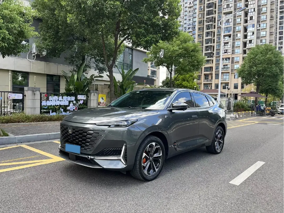 2023 ChangAn UNI-K iDD 1.5T 170HP L4 6TCT PHEV 28.39KWH
