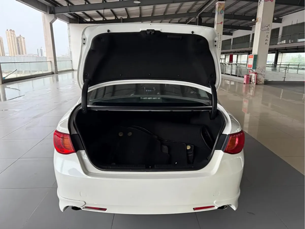 2012 Toyota Reiz 2.5L 193HP V6 6AT,autocango,china used car exporter,china ev exporter,chinese used car exporter,chinese used ev exporter