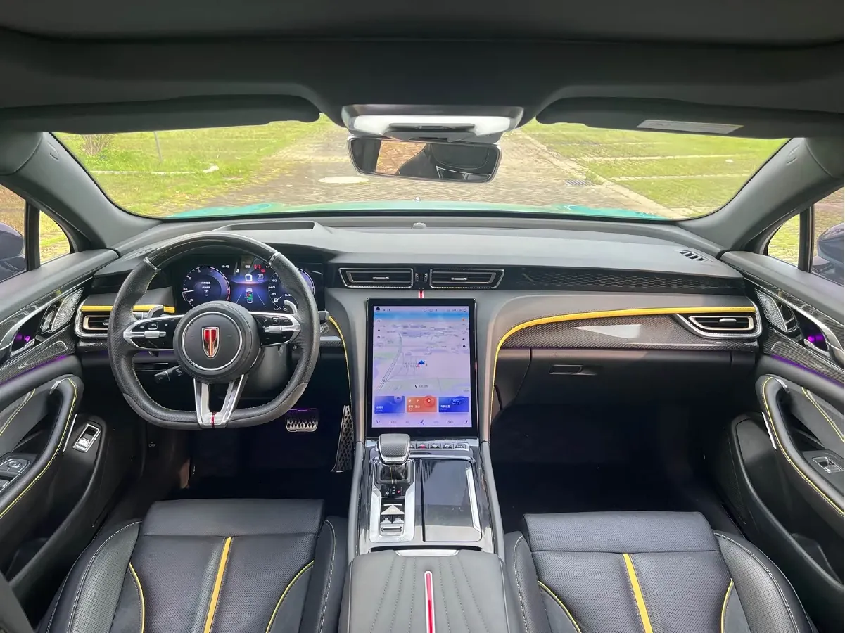 2023 HongQi H6 2.0T 252HP L4 8AT,autocango,china used car exporter,china ev exporter,chinese used car exporter,chinese used ev exporter