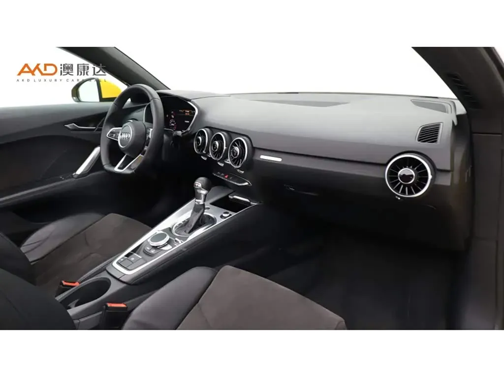 2017 Audi TT 2.0T 230HP L4 6DCT,autocango,china used car exporter,china ev exporter,chinese used car exporter,chinese used ev exporter
