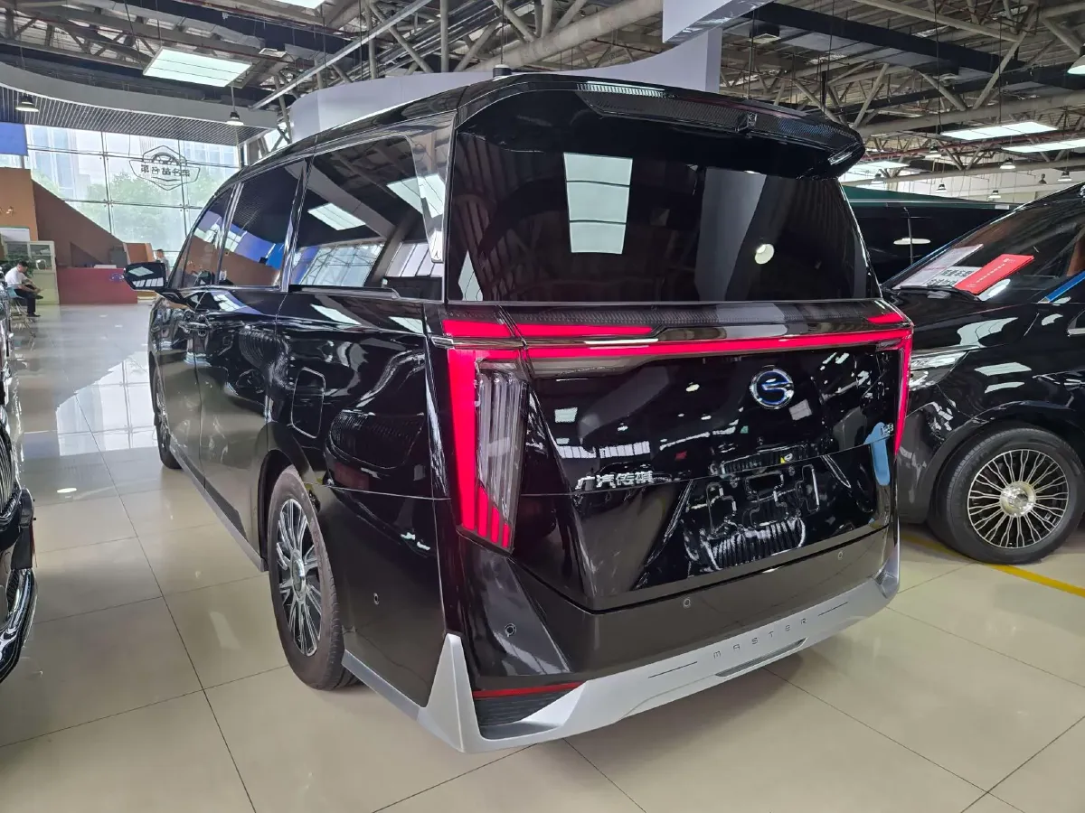 2024 GAC Trumpchi E9 2.0T 190HP L4 2DHT PHEV 25.57KWH,autocango,china used car exporter,china ev exporter,chinese used car exporter,chinese used ev exporter