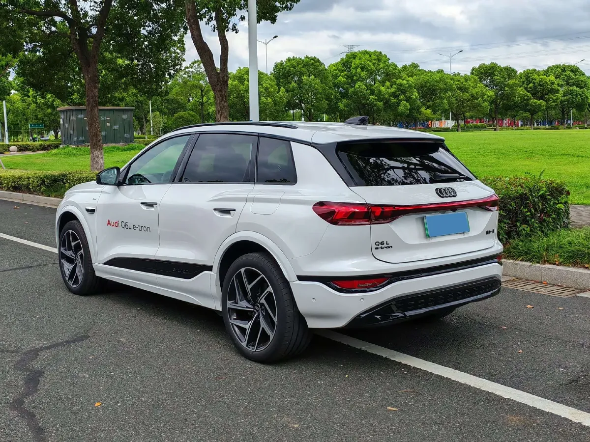 2026 Audi A5L Sportback 2.0T 204HP L4 7DCT,autocango,china used car exporter,china ev exporter,chinese used car exporter,chinese used ev exporter