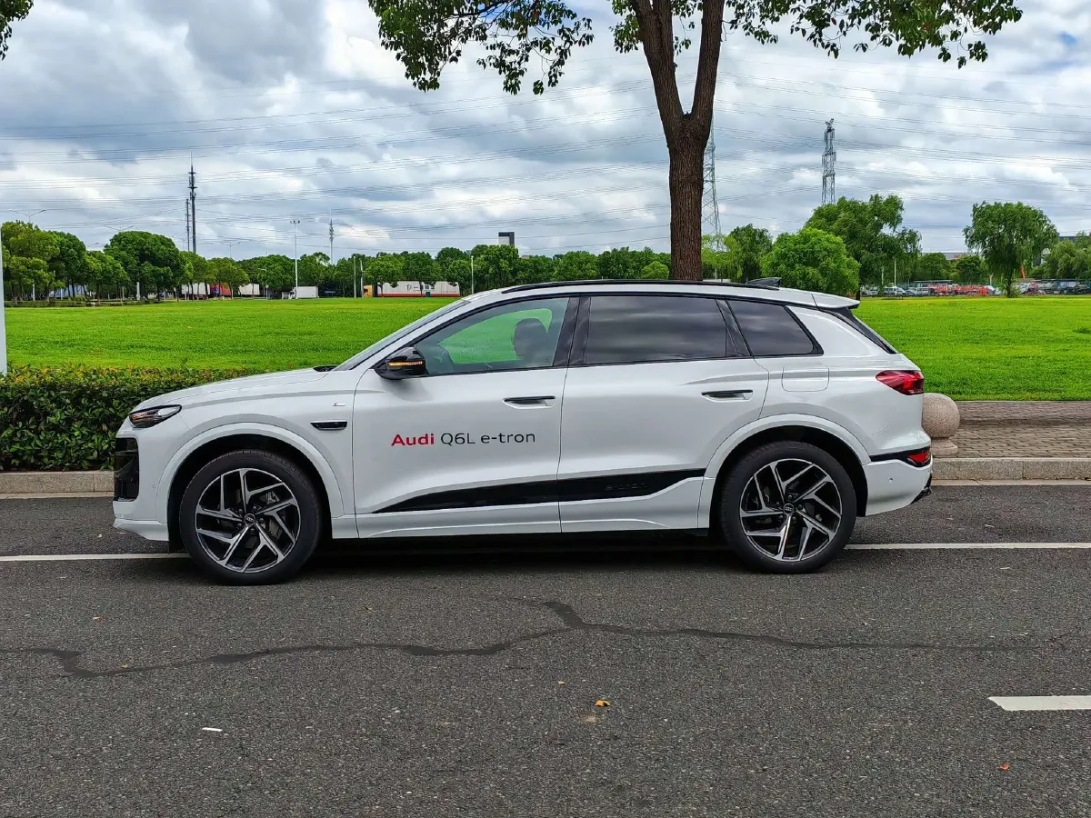 2026 Audi A5L Sportback 2.0T 204HP L4 7DCT,autocango,china used car exporter,china ev exporter,chinese used car exporter,chinese used ev exporter