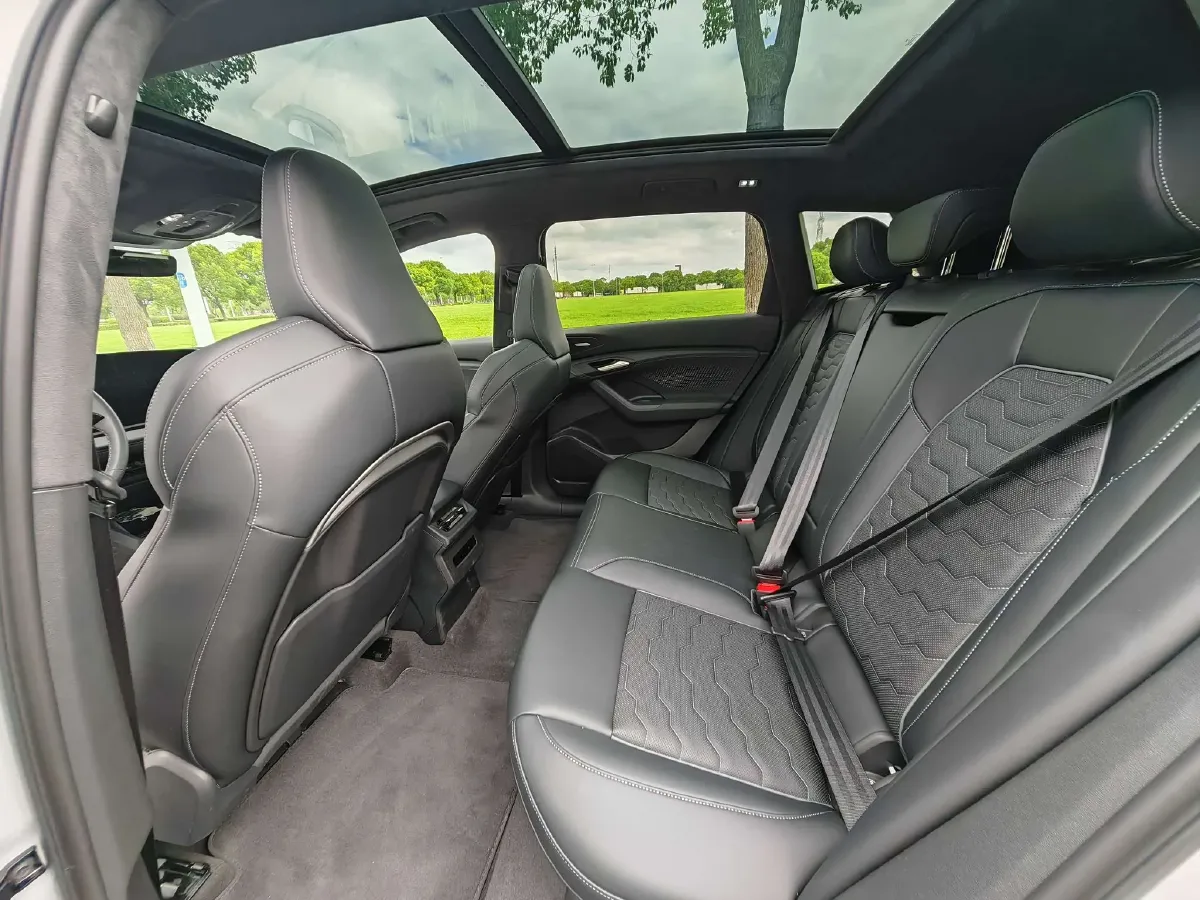 2026 Audi A5L Sportback 2.0T 204HP L4 7DCT,autocango,china used car exporter,china ev exporter,chinese used car exporter,chinese used ev exporter