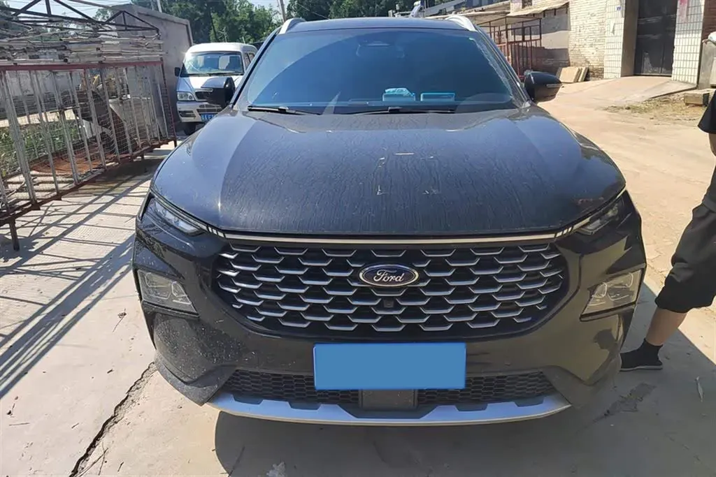 2022 Ford Equator Sport 1.5T 170HP L4 7DCT,autocango,china used car exporter,china ev exporter,chinese used car exporter,chinese used ev exporter