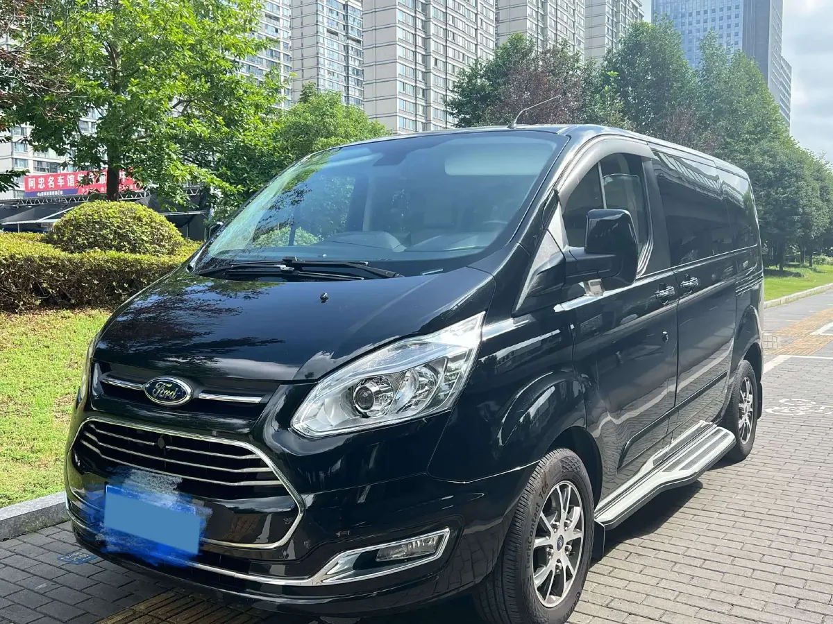 2017 Ford Tourneo 2.0T 203HP L4 6AT,autocango,china used car exporter,china ev exporter,chinese used car exporter,chinese used ev exporter