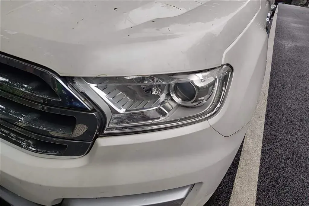 2017 Ford Everest 2.0T 245HP L4 6AT,autocango,china used car exporter,china ev exporter,chinese used car exporter,chinese used ev exporter