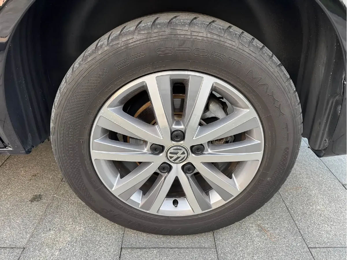 2017 Volkswagen Multivan 2.0T 204HP L4 7DCT,autocango,china used car exporter,china ev exporter,chinese used car exporter,chinese used ev exporter