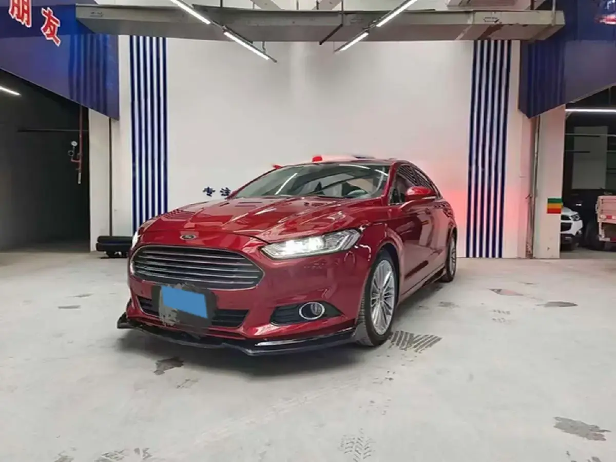 2013 Ford Mondeo 2.0T 242HP L4 6AT