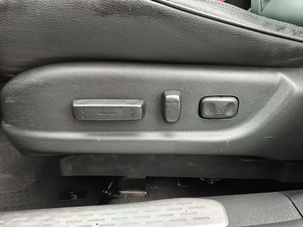 2014 Honda Crosstour 2.4L 197HP L4 5AT,autocango,china used car exporter,china ev exporter,chinese used car exporter,chinese used ev exporter