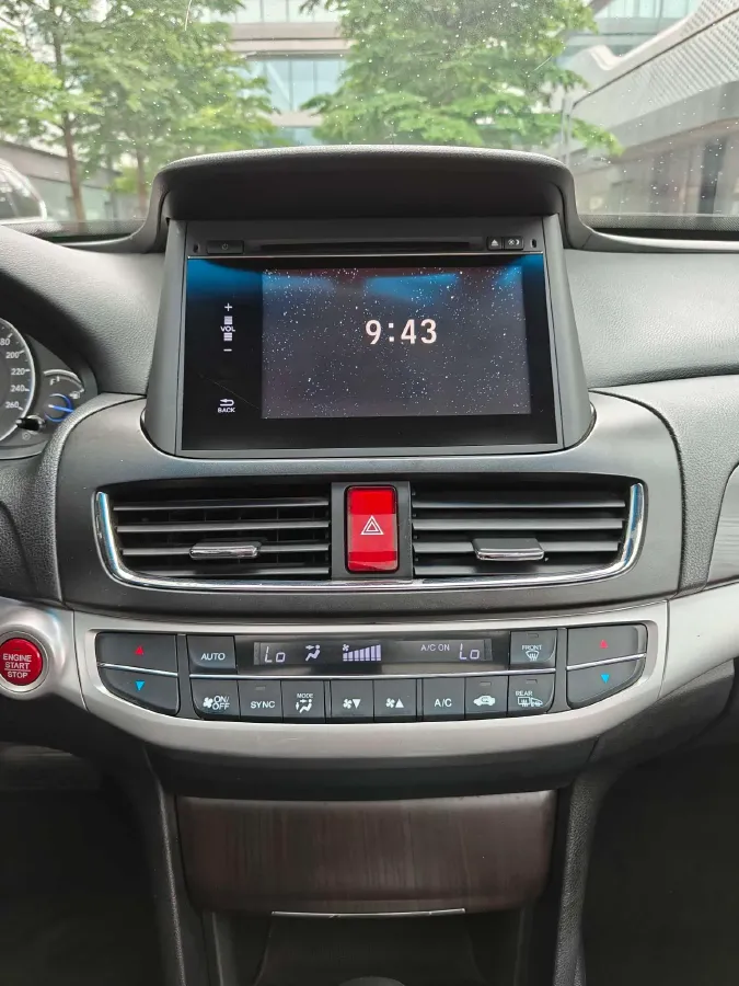 2014 Honda Crosstour 2.4L 197HP L4 5AT,autocango,china used car exporter,china ev exporter,chinese used car exporter,chinese used ev exporter