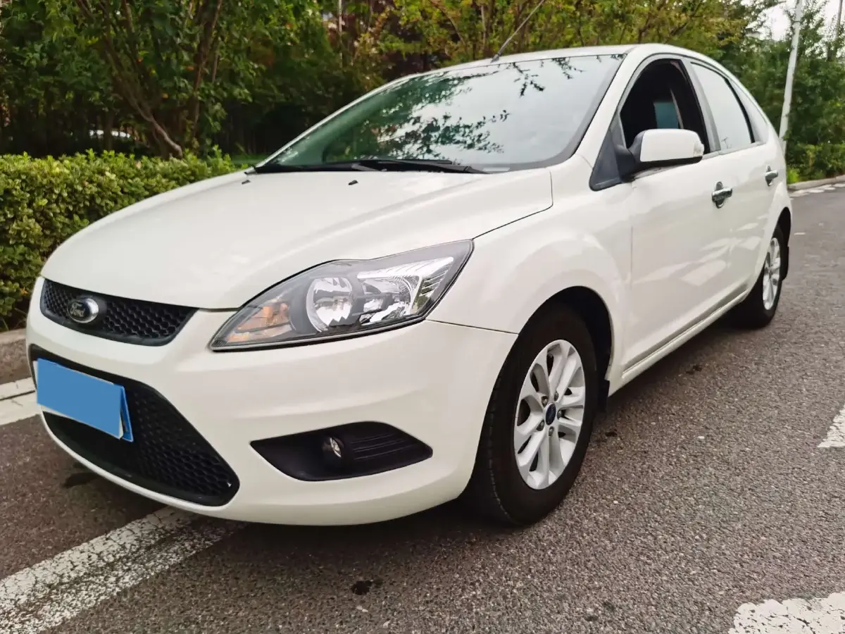 2013 Ford Focus 1.8L 124HP L4 4AT