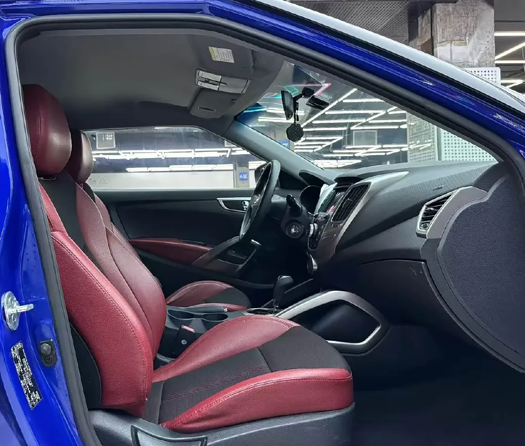 2012 Hyundai Veloster 1.6T 204HP L4 6AT,autocango,china used car exporter,china ev exporter,chinese used car exporter,chinese used ev exporter
